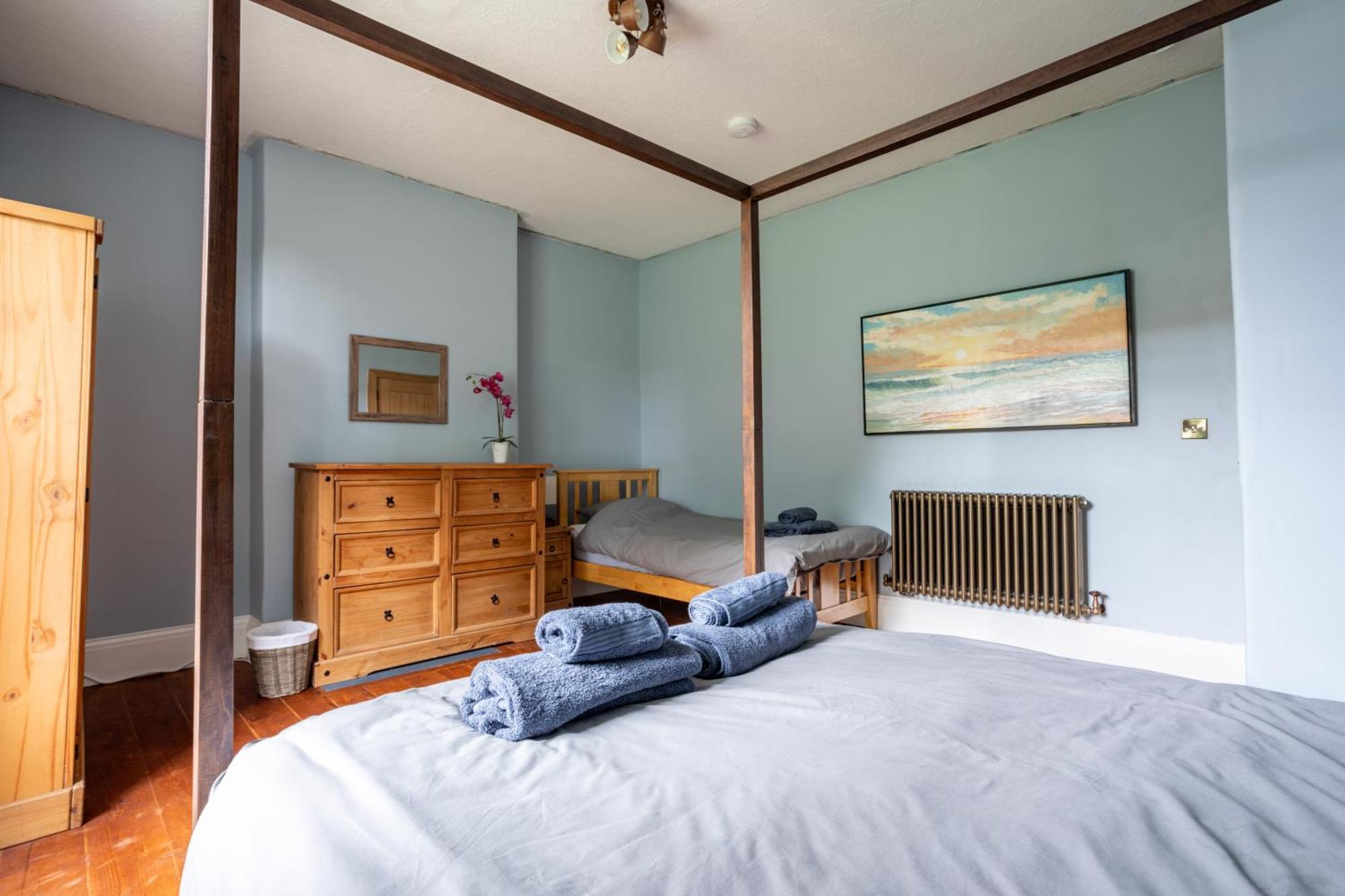 Villa Holmfield House à Clayton West Extérieur photo